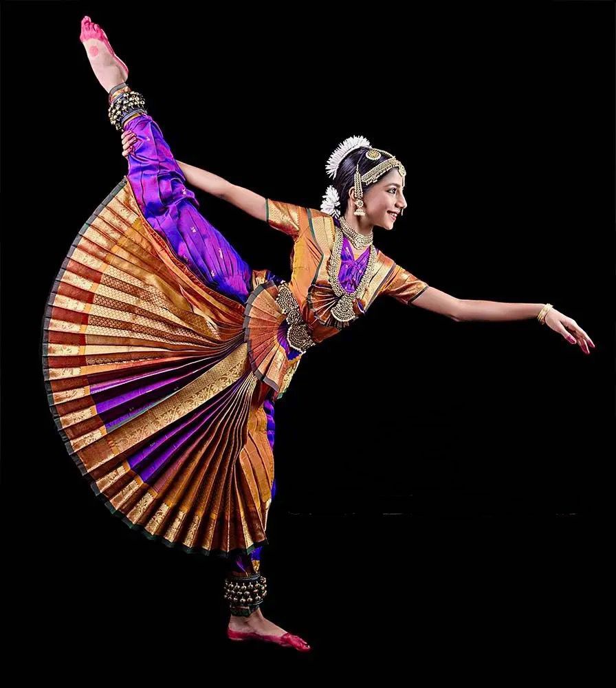 Bharatanatyam Dress: Authentic Attire for Traditional Dance Shanthi Tailors Bharatanatyam Dress: Authentic Attire for Traditional Dance Shanthi Tailors