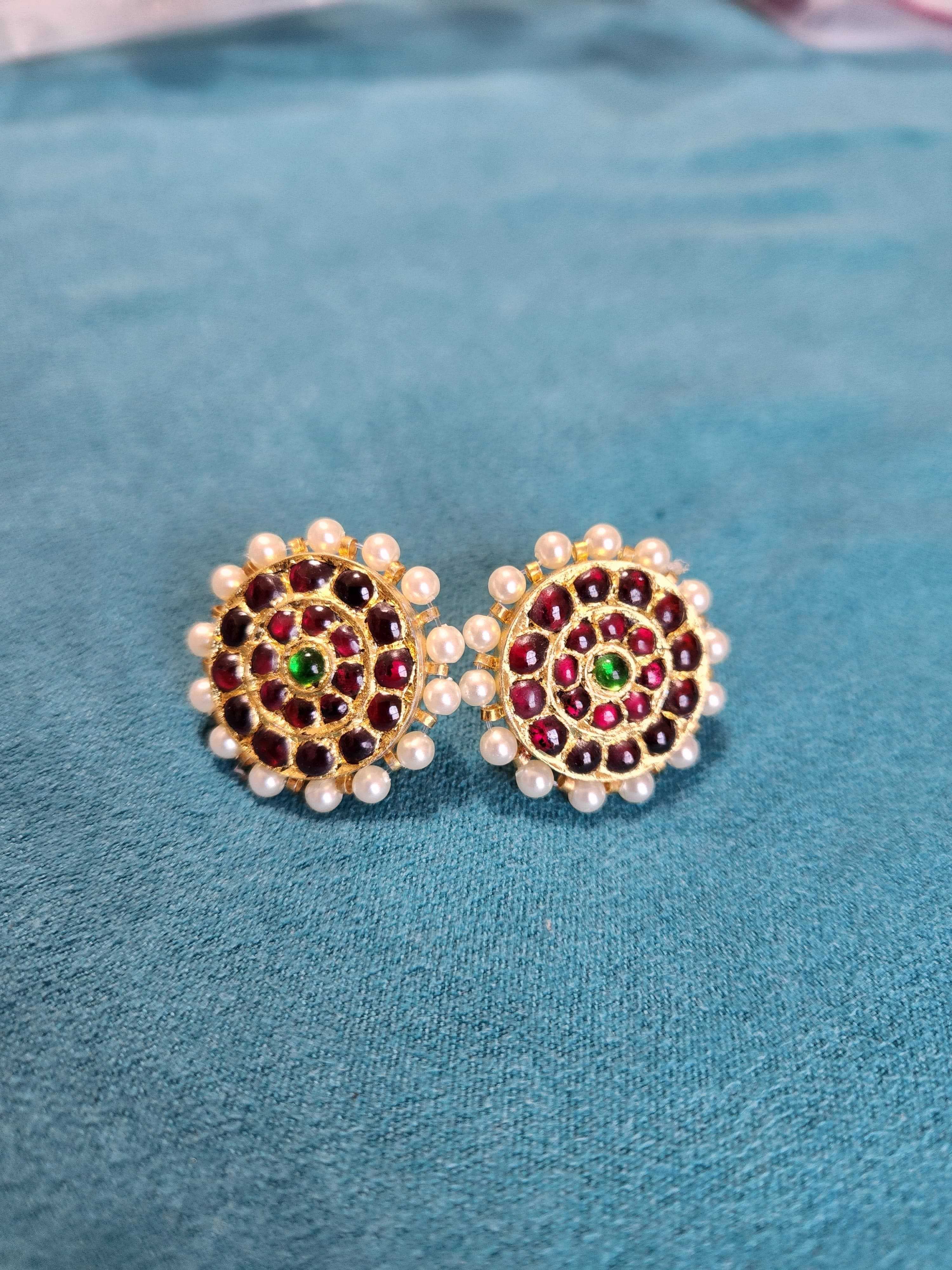 2 Row Stud - Big Stone | Original Temple Jewellery