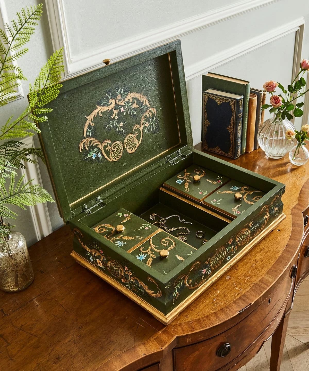 Storage & Organizers